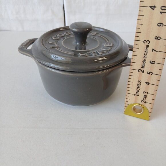 STAUB Mini La Cocotte Gray Ceramic Casserole Dish w/Lid 8 oz - Picture 7 of 7